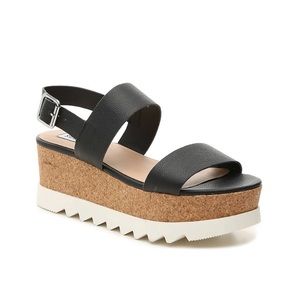 NIB Steve Madden Krista Sandal